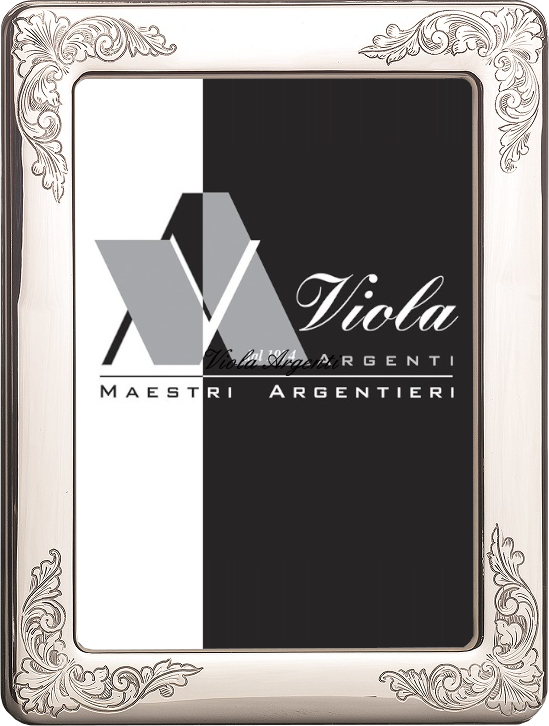 Cornice liscia con angoli incisi di . Argento online