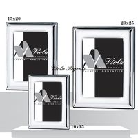 Cornice fascia larga liscia bombata