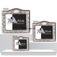 Cornice orizzontale lavorazione floreale