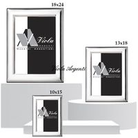 Cornice liscia con righe interne