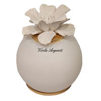 Lampada con anemone bianco
