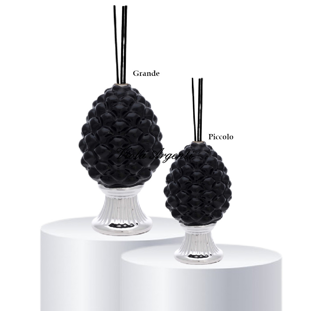 Profumatore pigna nera di . Argento online