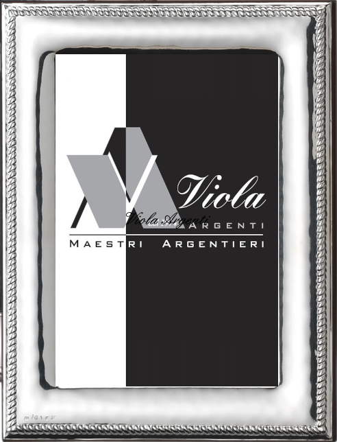 Cornice martellata bordino di . Argento online