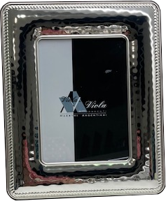 Cornice fascia larga martellata bordi di . Argento online