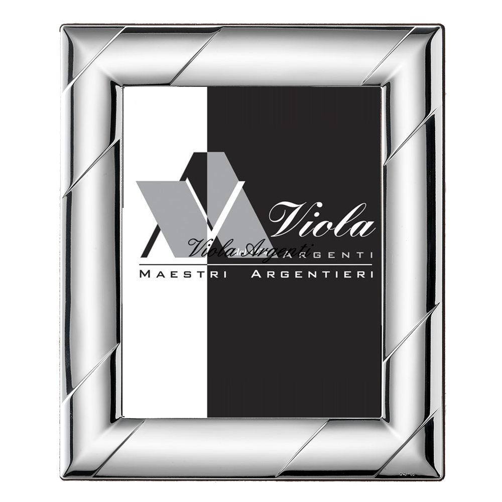 Cornice righe diagonali di . Argento online