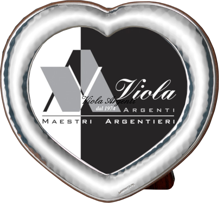 Cornice cuore martellata di . Argento online