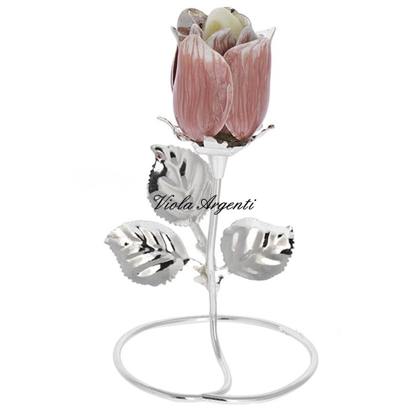 Rosa rosa con bocciolo profumato di . Argento online