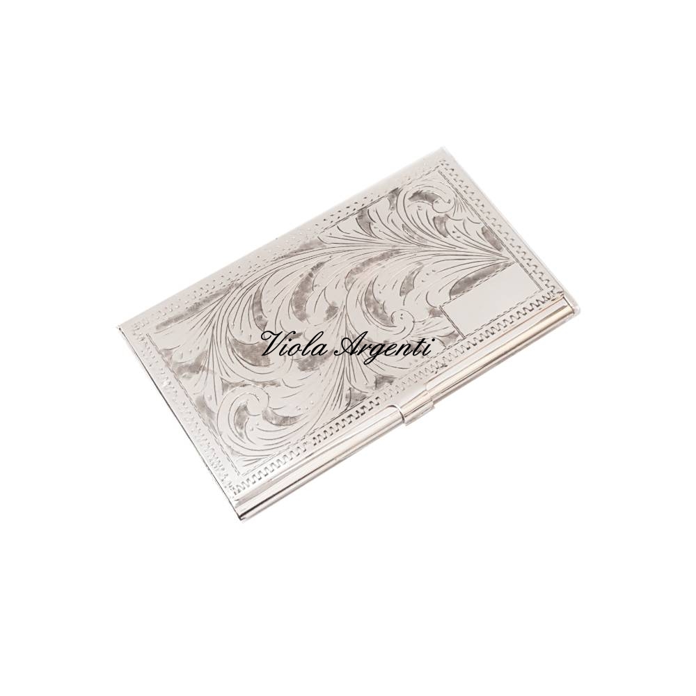 Portabiglietti da visita inciso di . Argento online