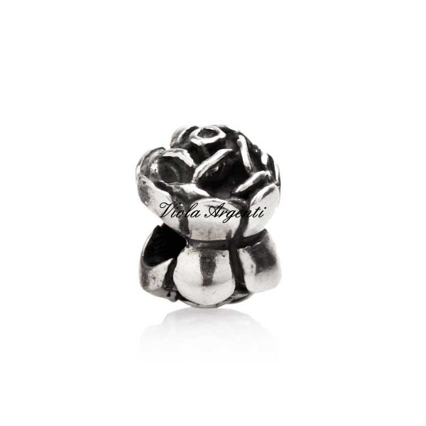 Charm rose di Tedora. Argento online