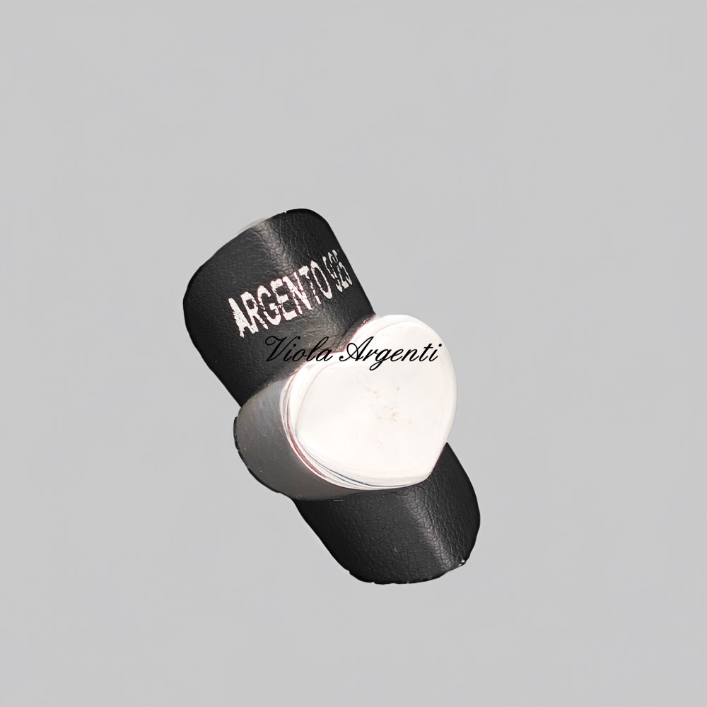 Anello grande a cuore di . Argento online