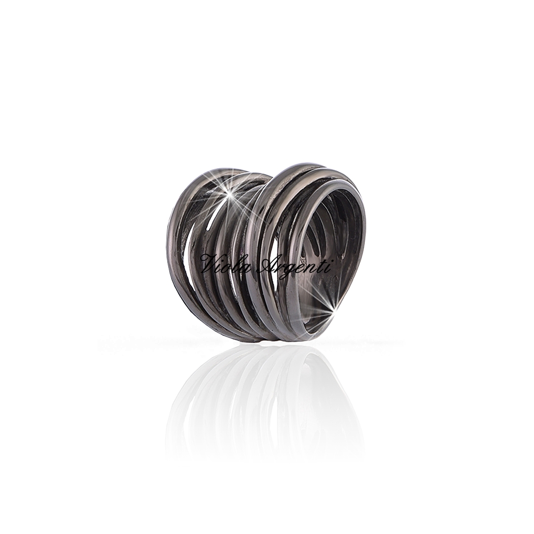Anello in argento brunito di Unoaerre. Argento online
