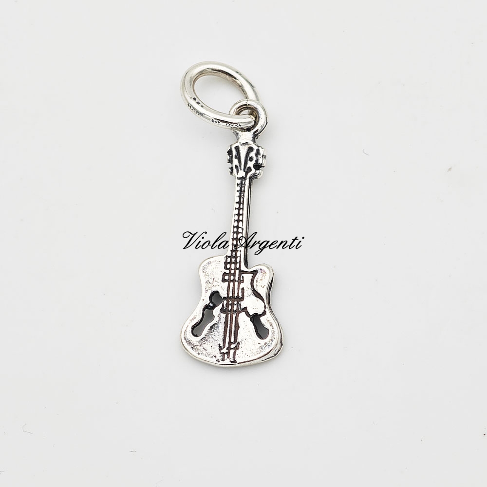 Ciondolo chitarra elettrica di . Argento online