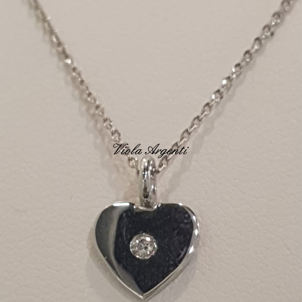 Collana con ciondolo cuore di . Argento online