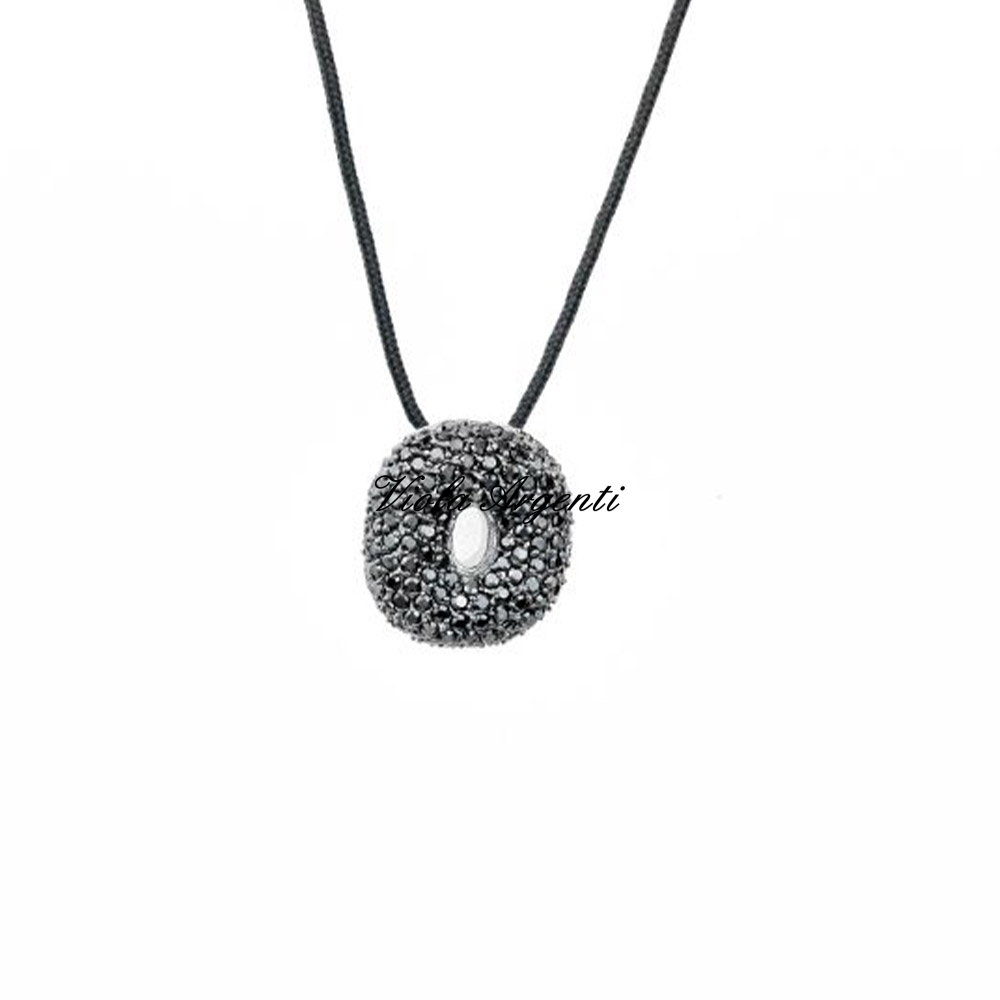 Collana con iniziale O di ibamboli. Argento online