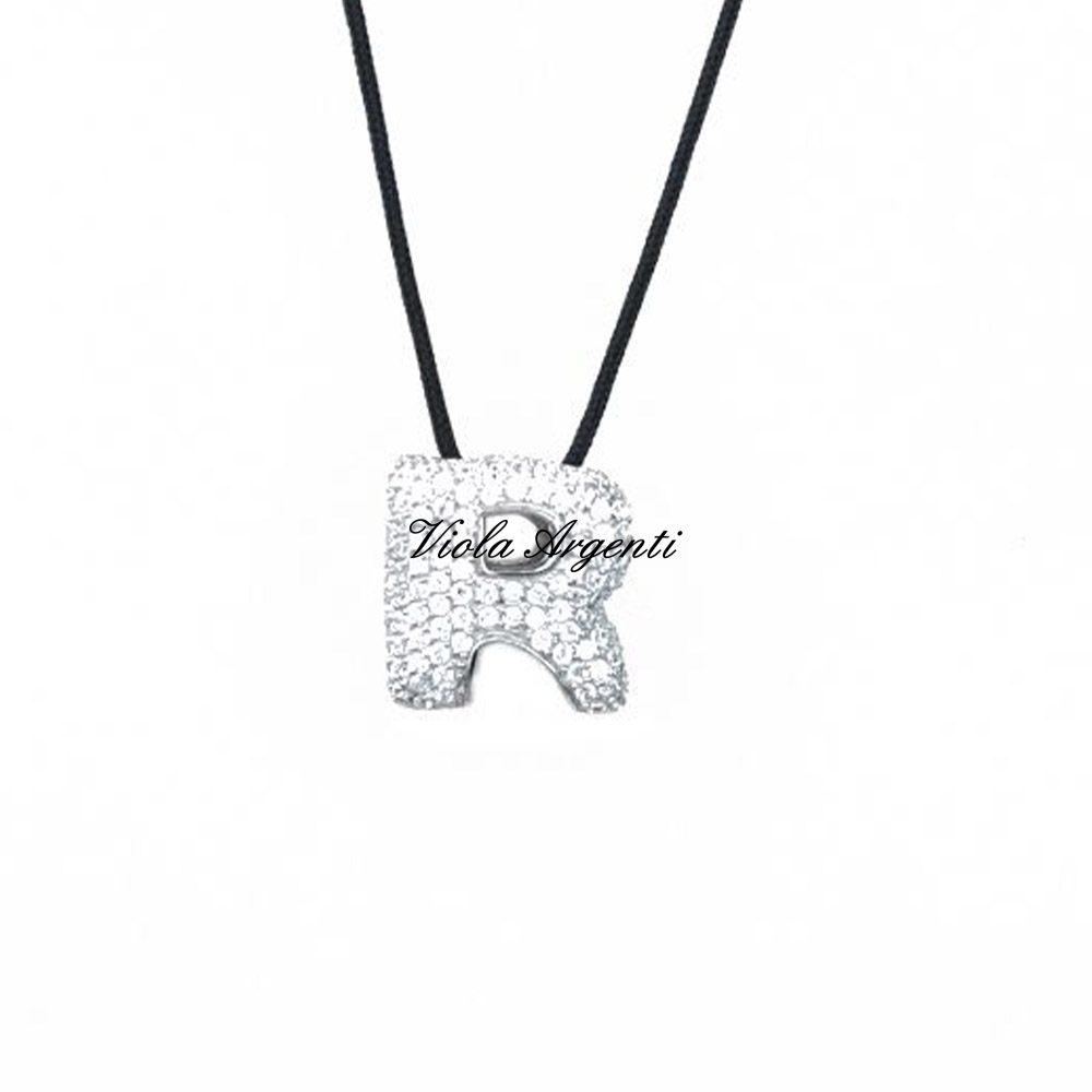 Collana con iniziale R di ibamboli. Argento online