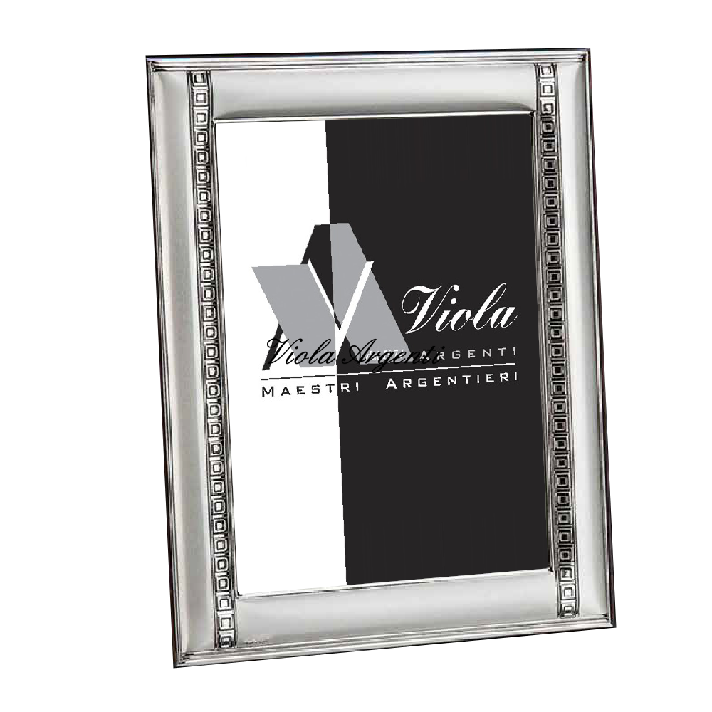Cornice greca satinato di . Argento online