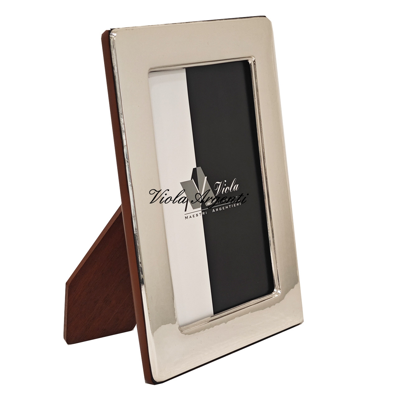 Cornice martellata argento di . Argento online