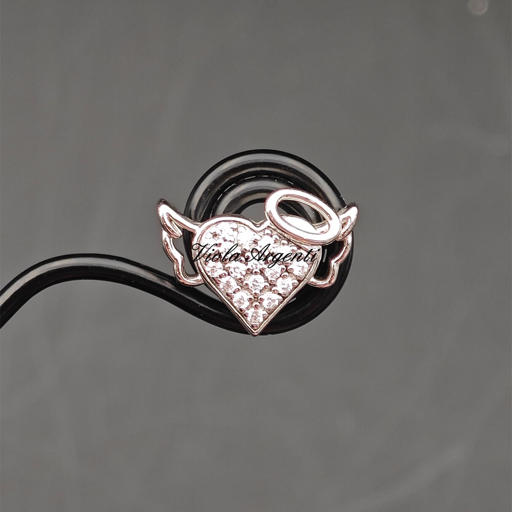Orecchini a cuore con zirconi di . Argento online