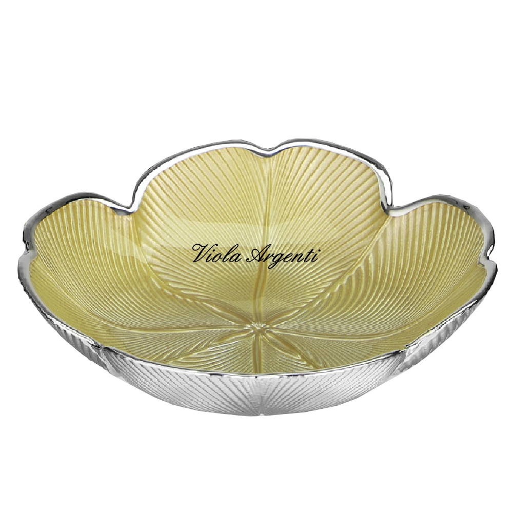 Piatto quadrifoglio oro perlato di . Argento online