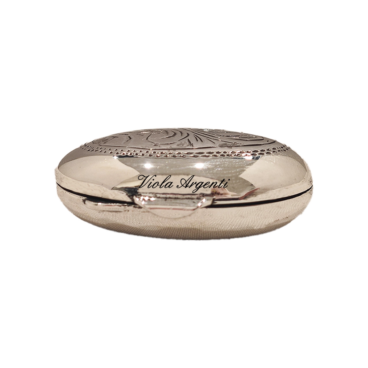 Scatolina argento confetto inciso di . Argento online