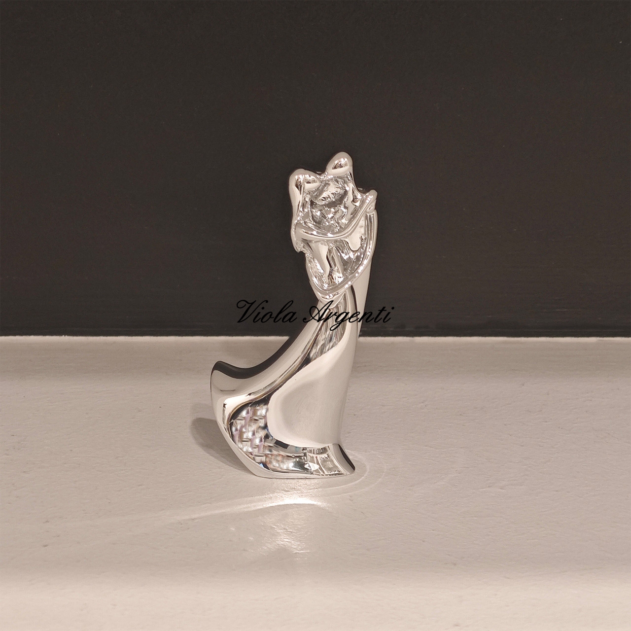 Coppia di innamorati di . Argento online