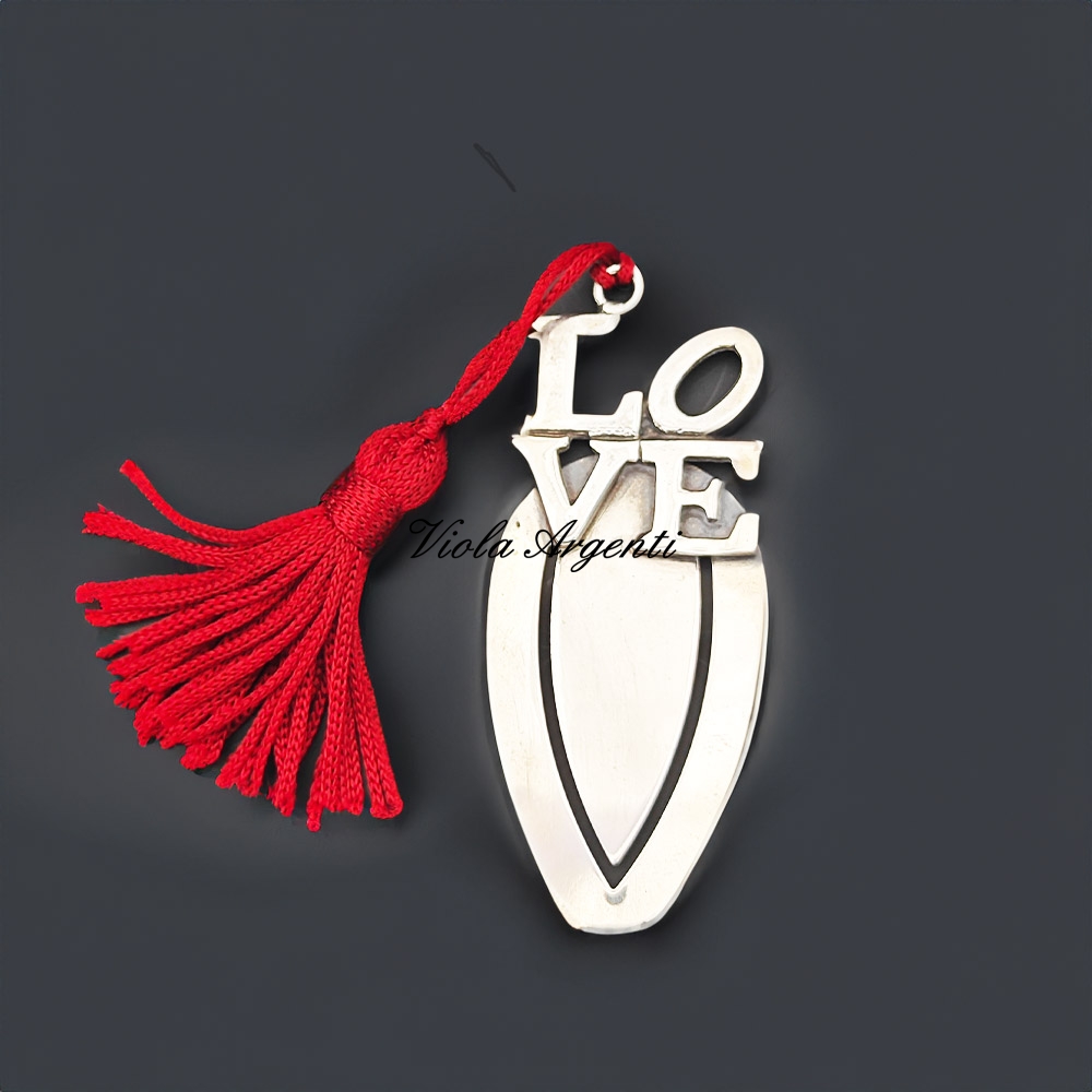 Segnalibro ovale con scritta Love di . Argento online